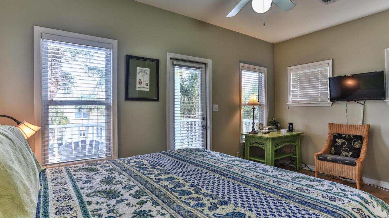 Biglows Bungalow - About A Quarter Mile To Private Neighborhood Beach Access, Pet Friendly, Community Pool Destin Eksteriør bilde