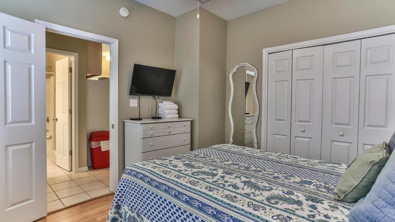 Biglows Bungalow - About A Quarter Mile To Private Neighborhood Beach Access, Pet Friendly, Community Pool Destin Eksteriør bilde